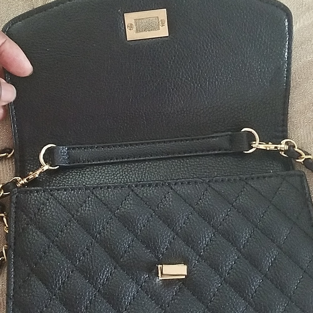 Black Crossbody - Picture 2 of 6